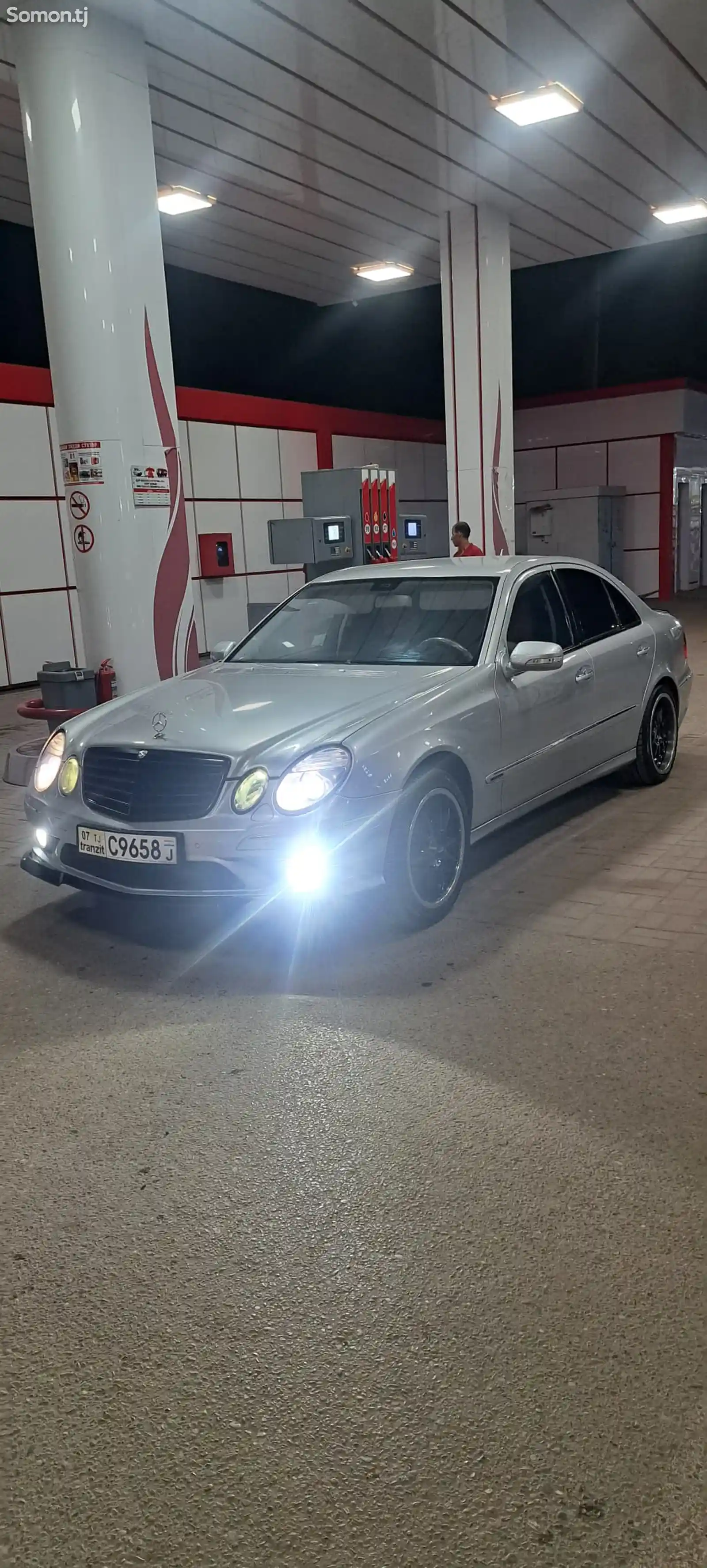 Mercedes-Benz E class, 2008