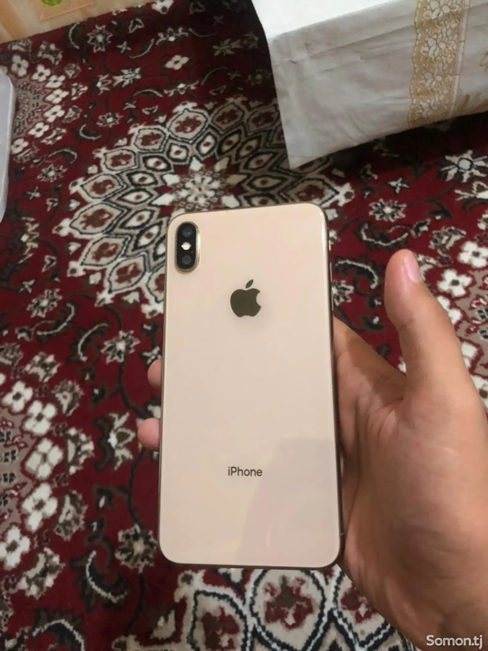 Apple iPhone Xs Max, 64 gb, Gold-1