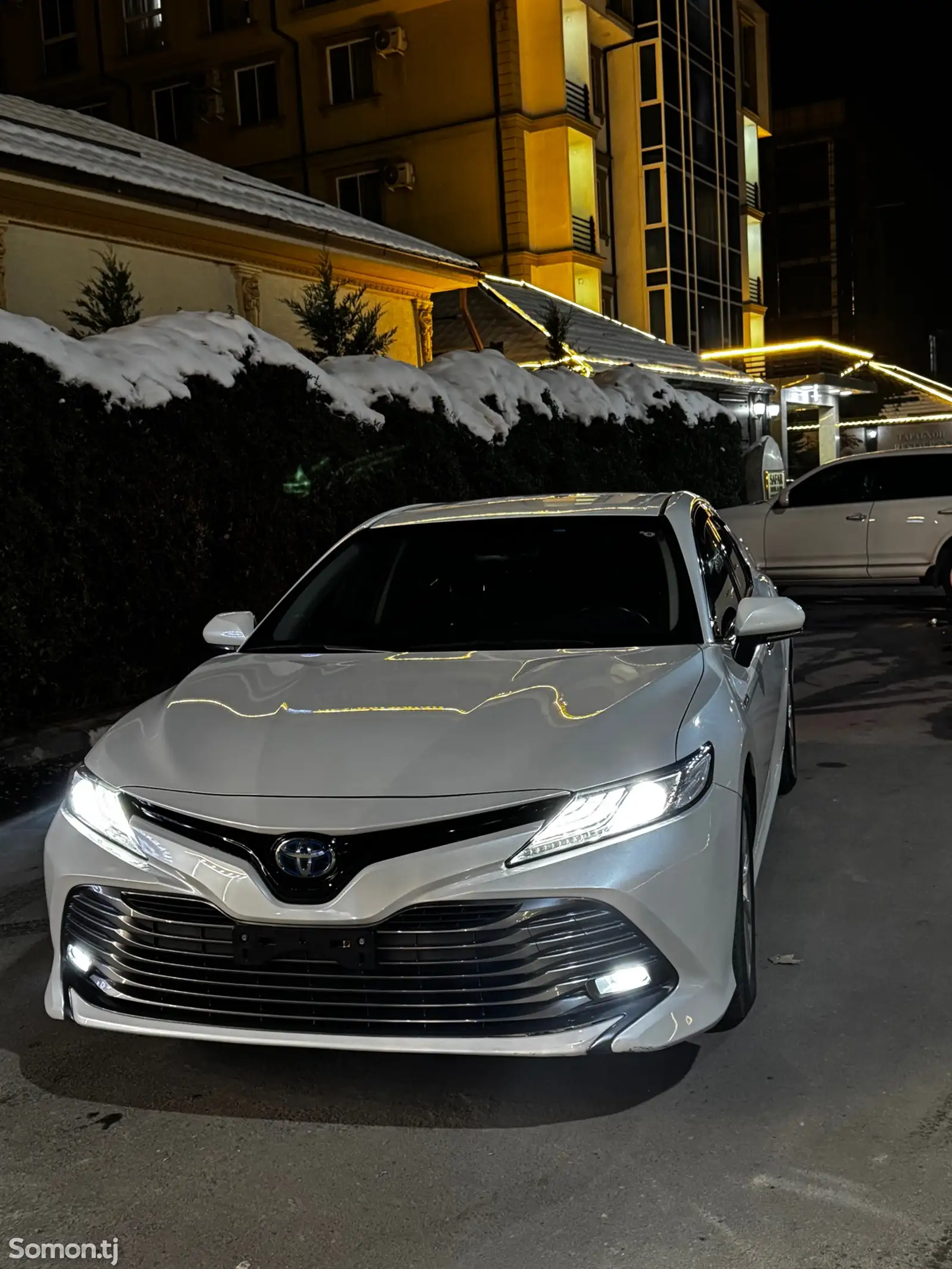 Toyota Camry, 2018-1