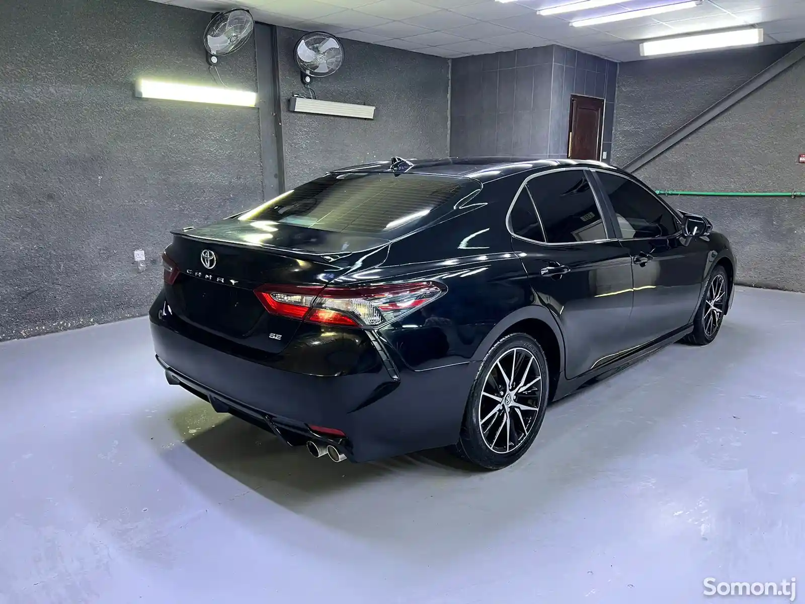 Toyota Camry, 2019-4