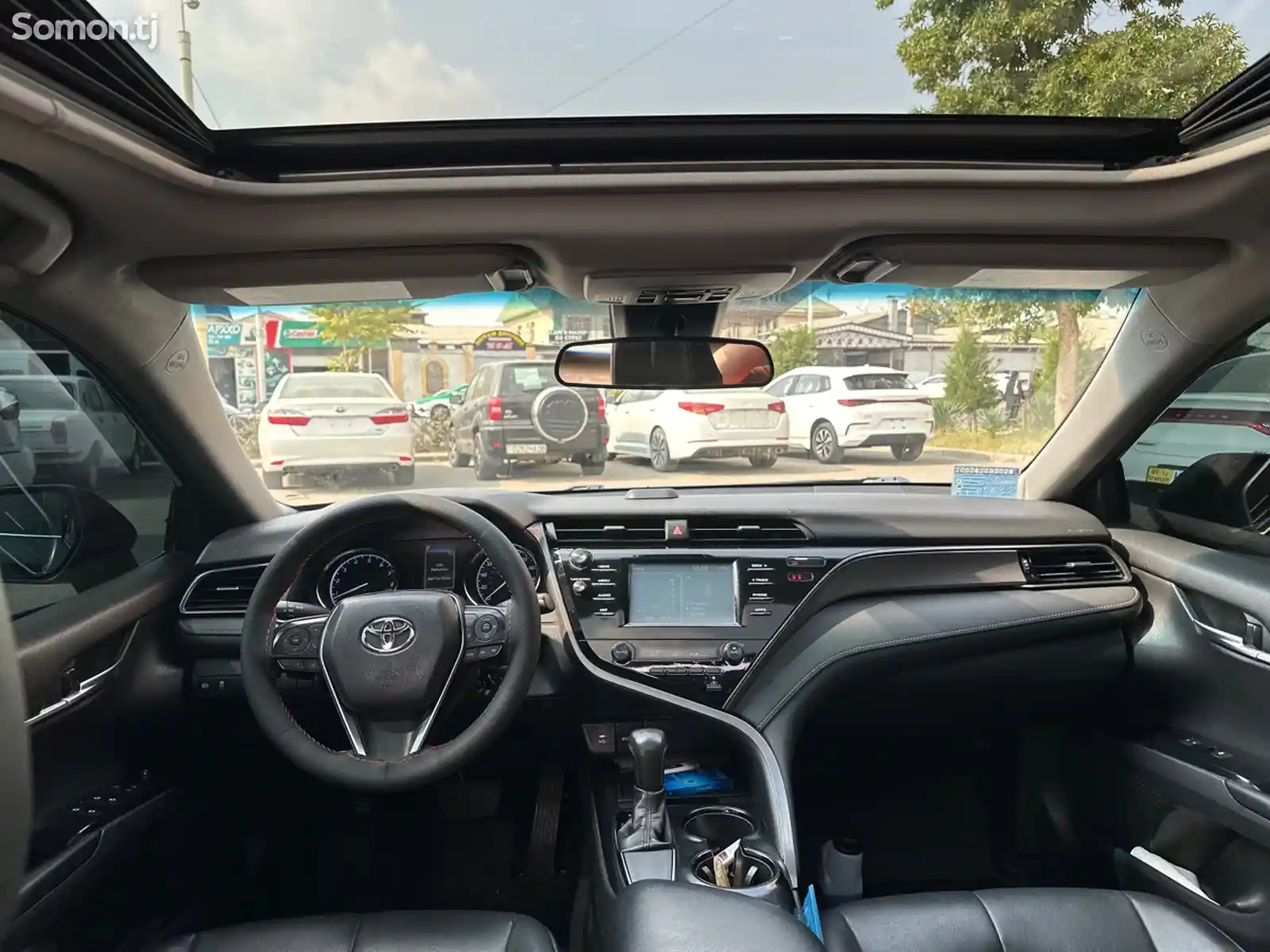 Toyota Camry, 2019-9