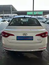 Hyundai Sonata, 2014-3