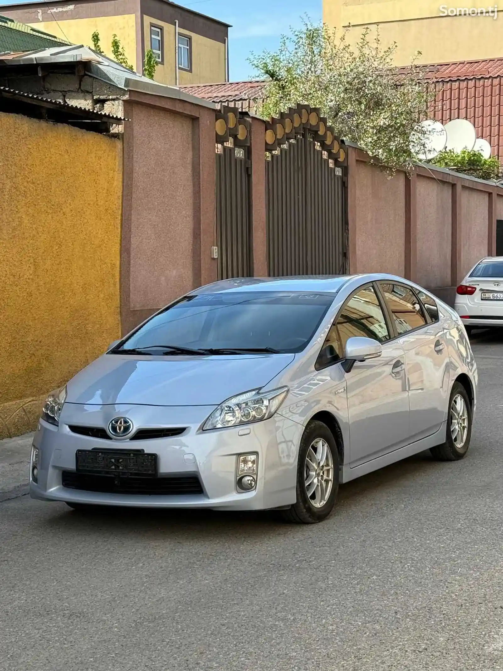 Toyota Prius, 2010-2