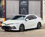 Toyota Camry, 2021-3