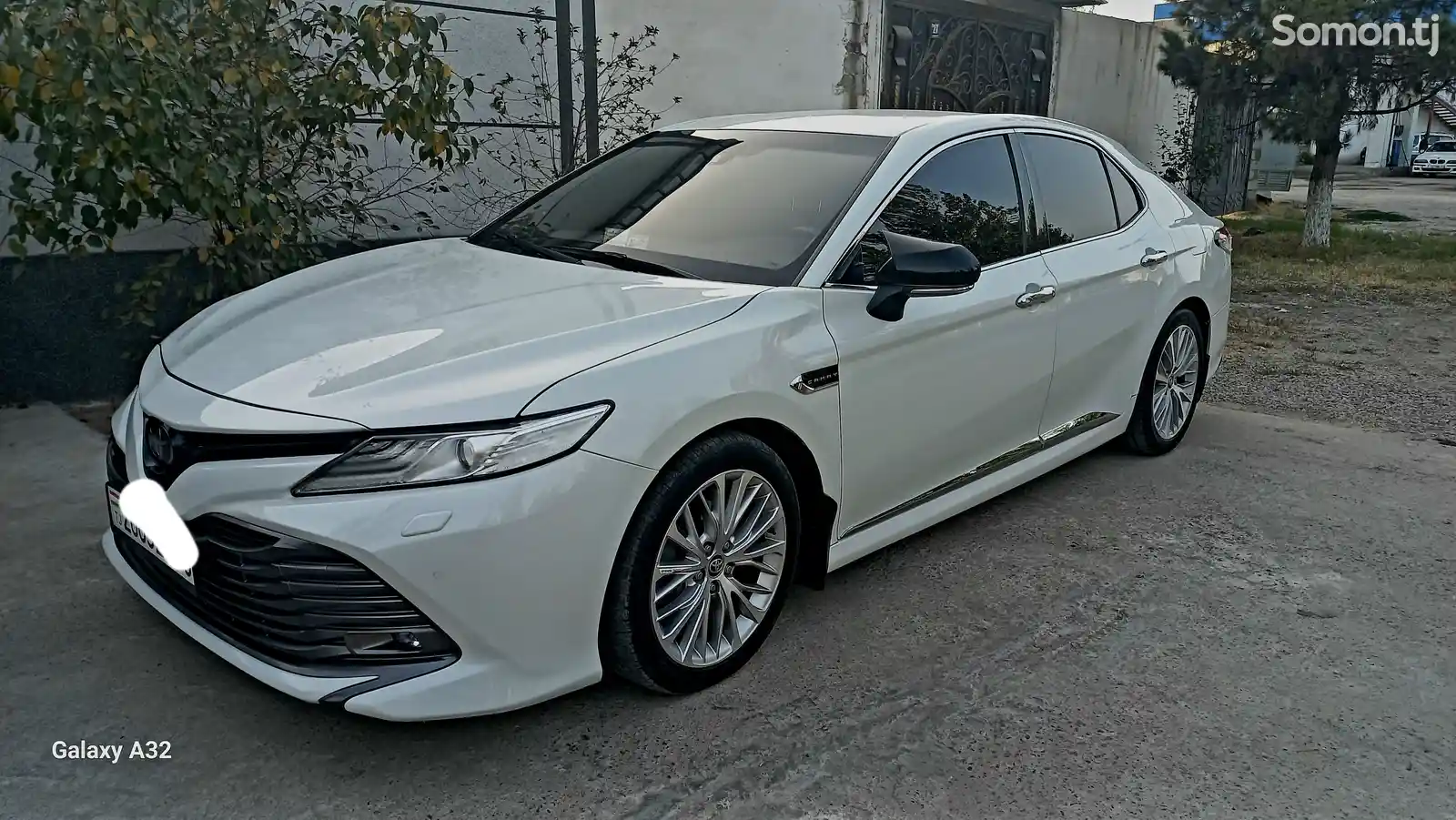 Toyota Camry, 2019-1