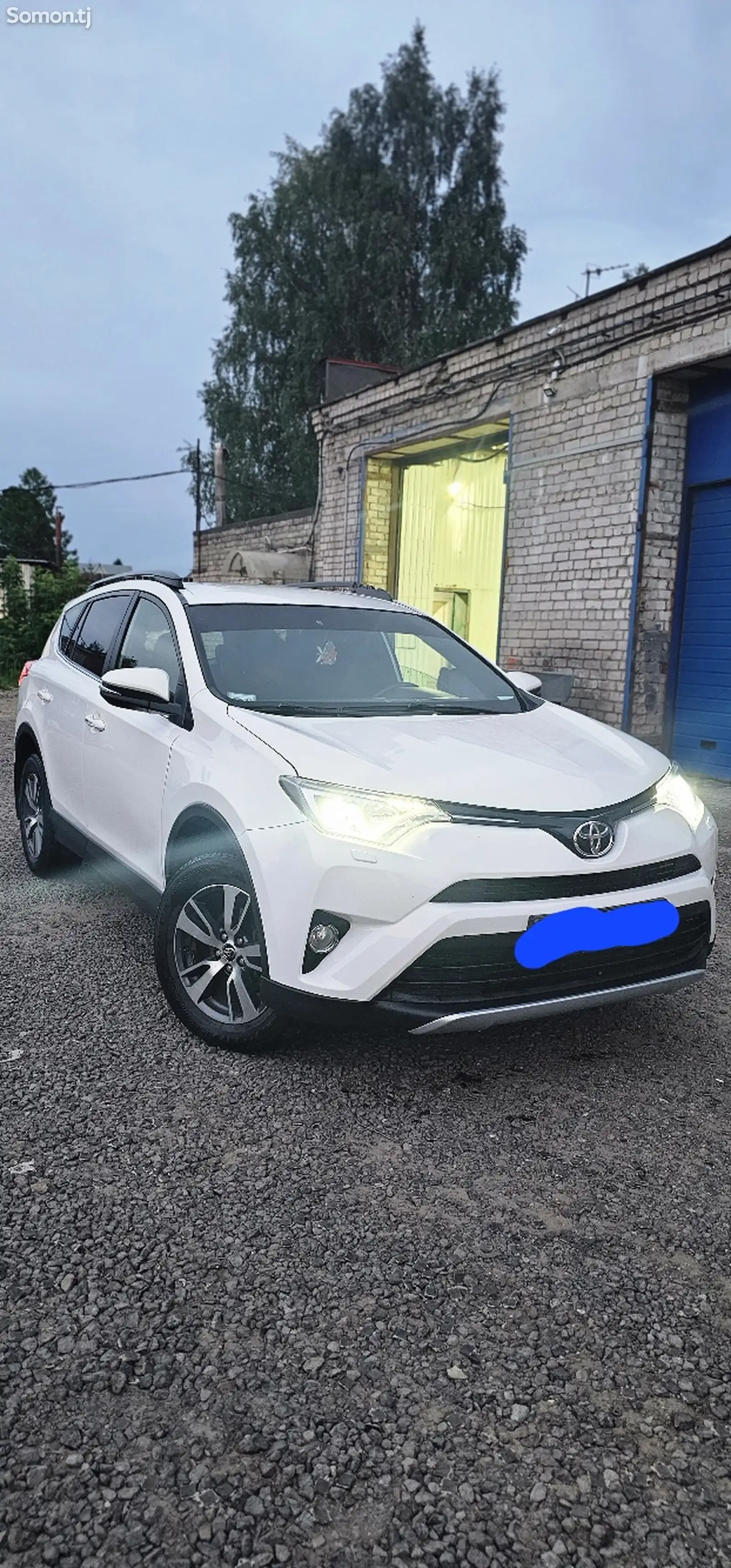 Toyota RAV 4, 2016-1