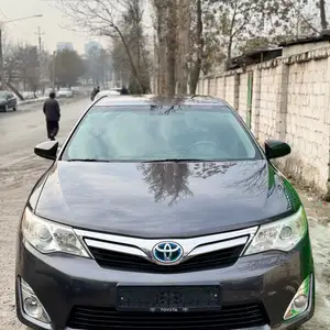 Toyota Camry, 2014