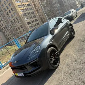 Porsche Macan, 2024