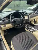 Toyota Camry, 2017-5