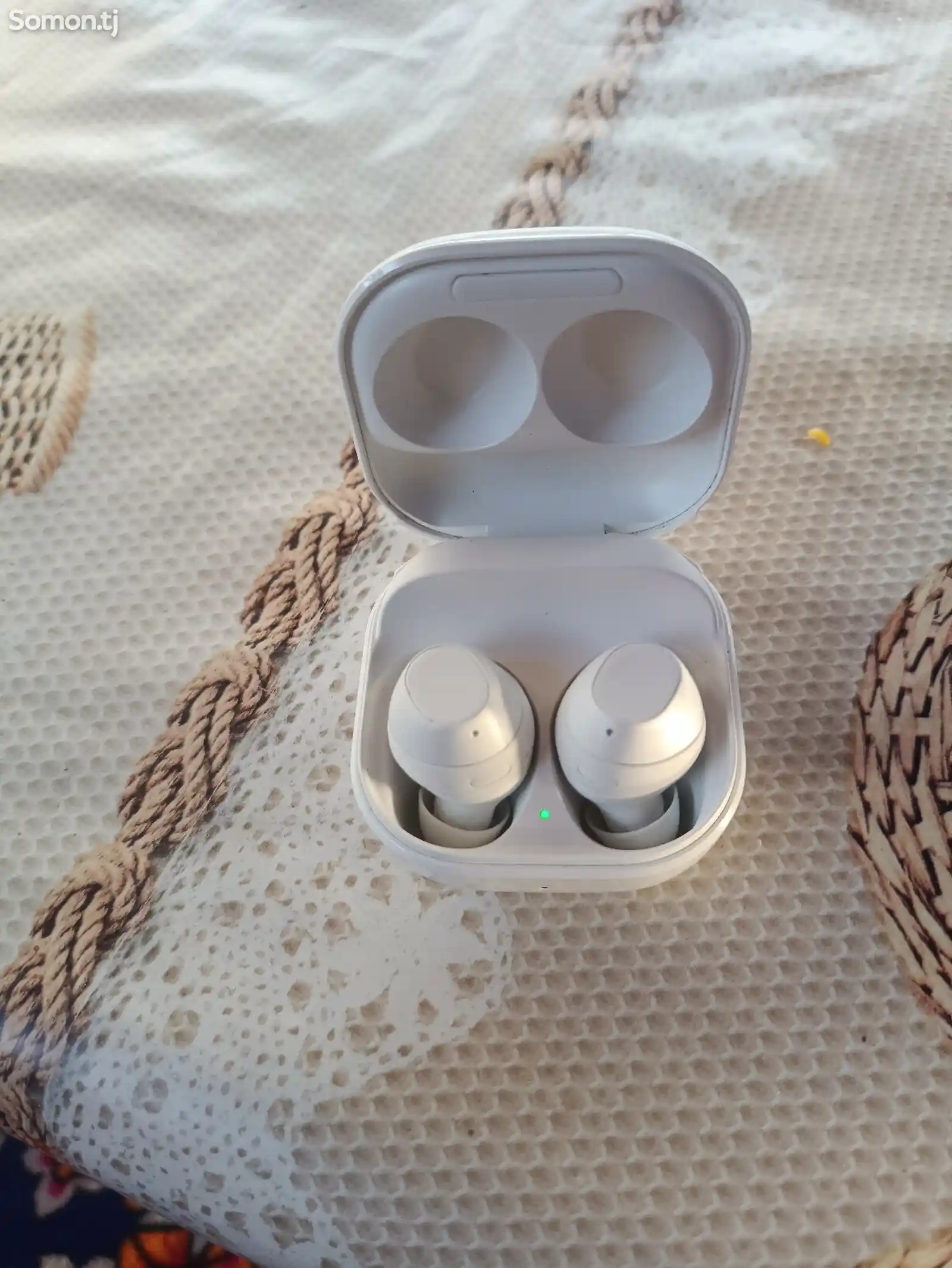 Наушники Samsung Galaxy Buds FE-2