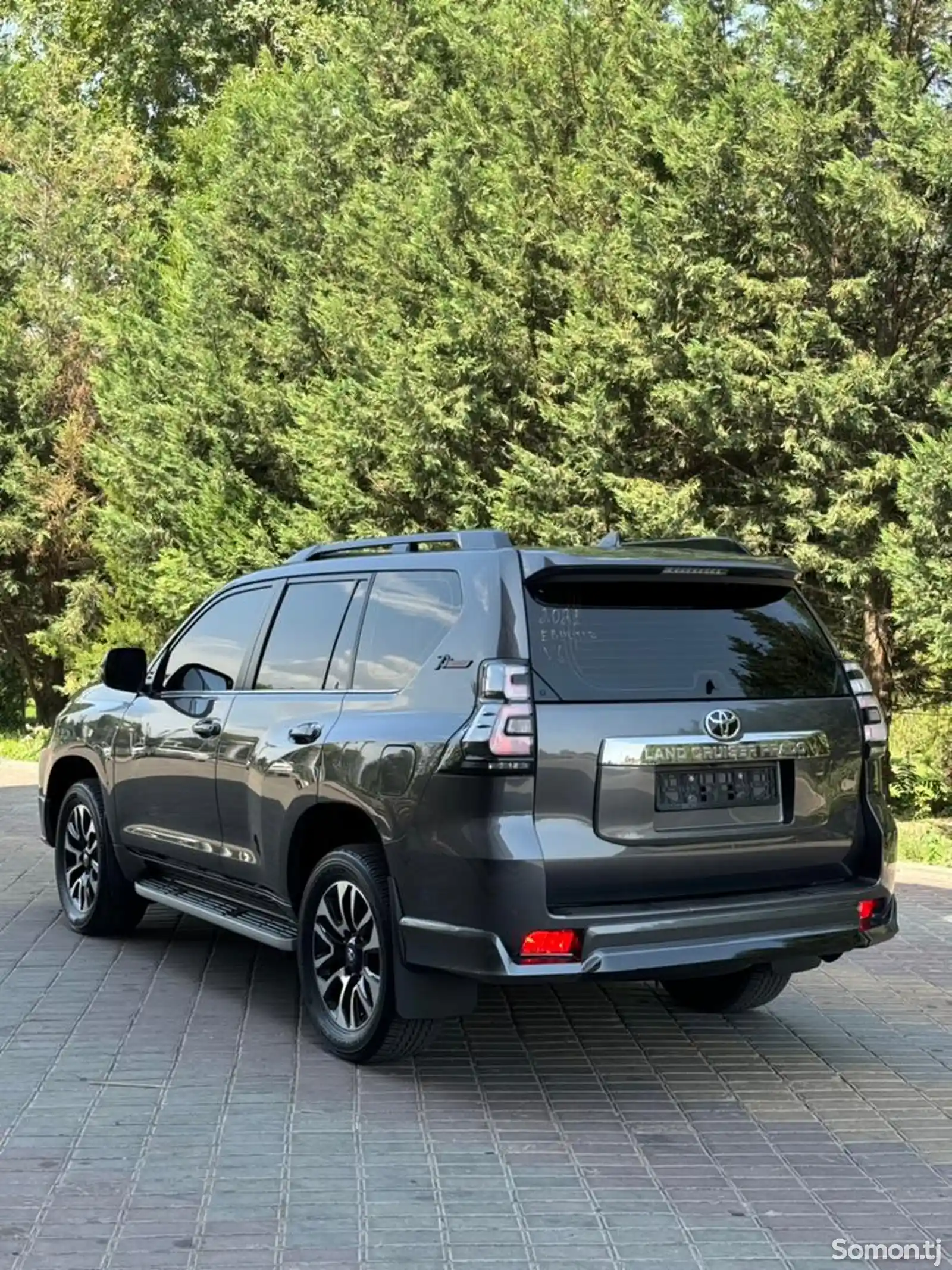 Toyota Land Cruiser Prado, 2021-4