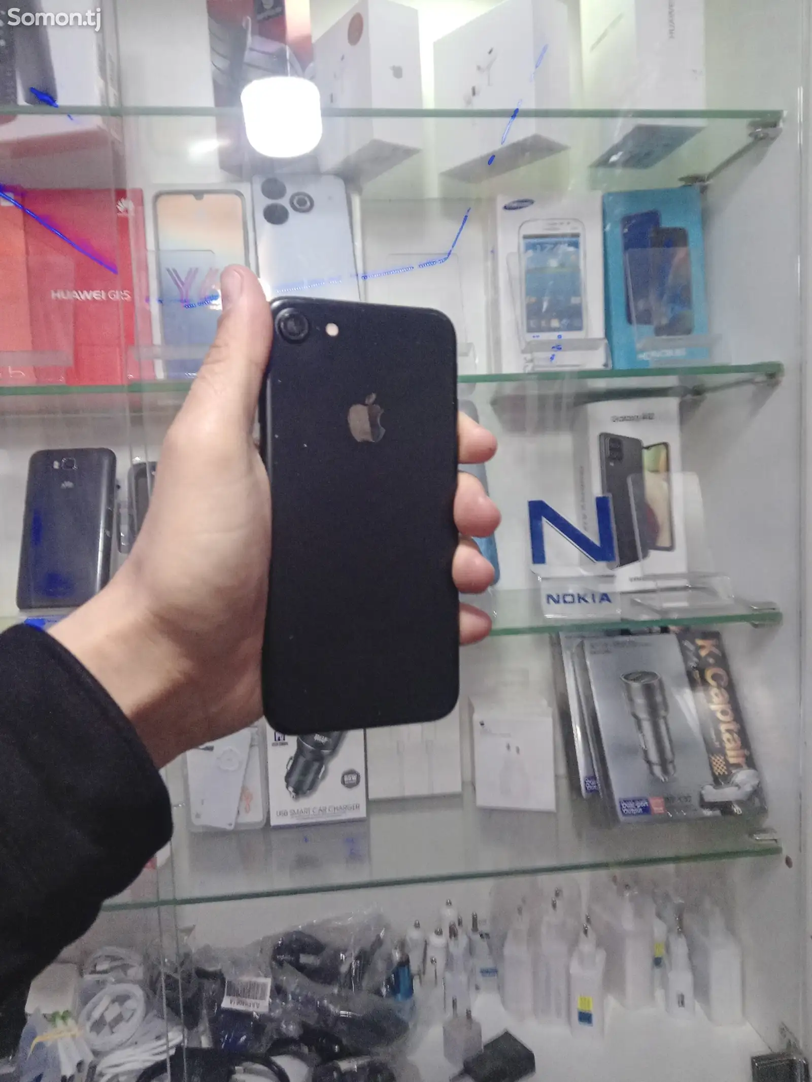 Apple iPhone 7, 32 gb-1