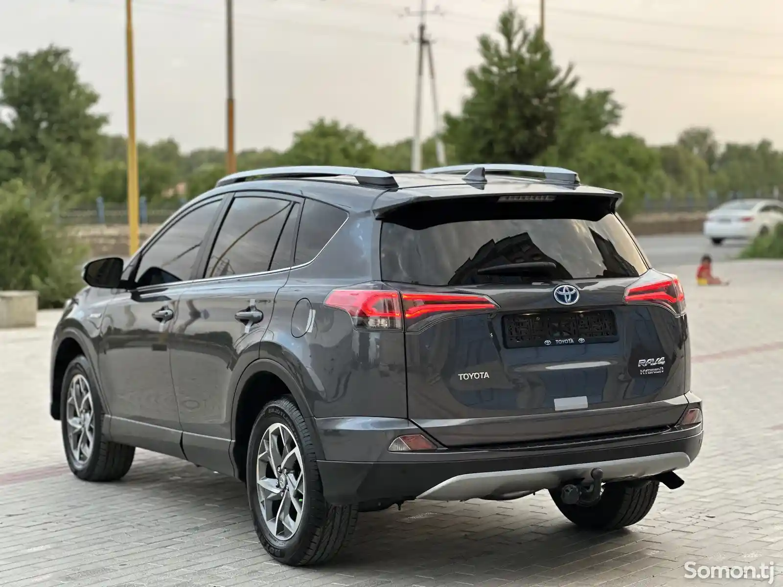 Toyota RAV 4, 2018-4