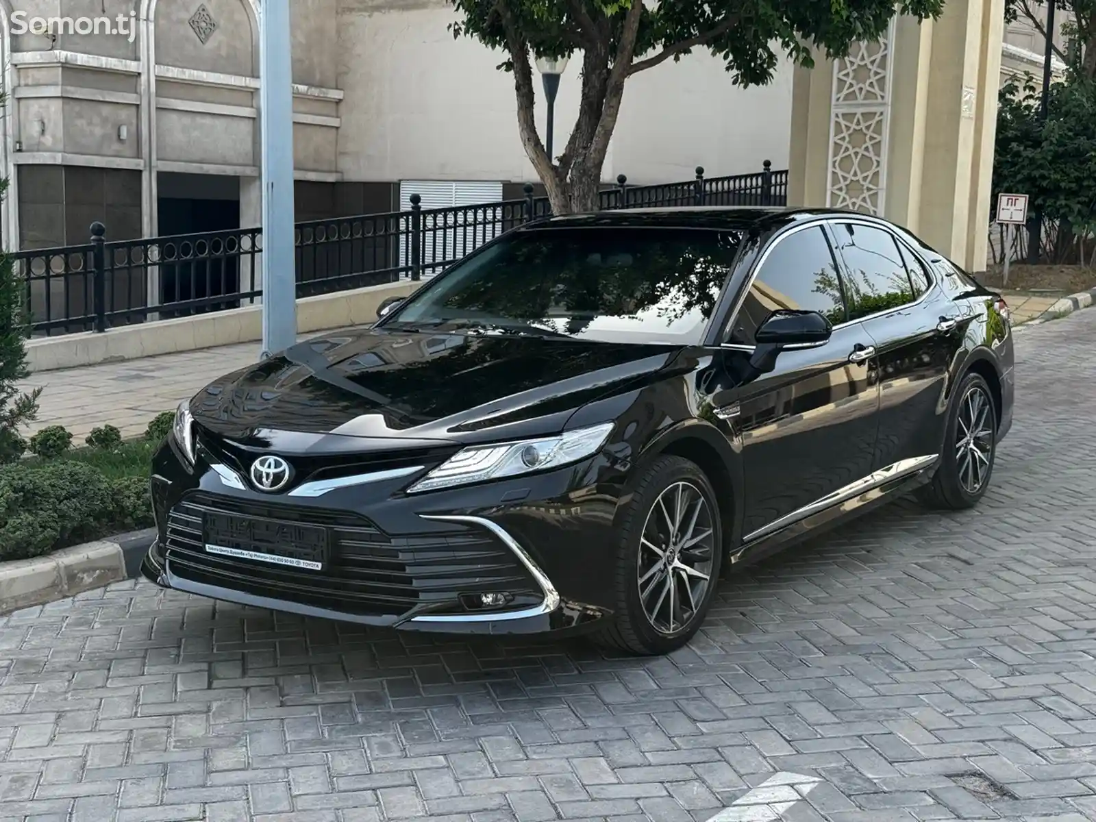 Toyota Camry, 2024-1