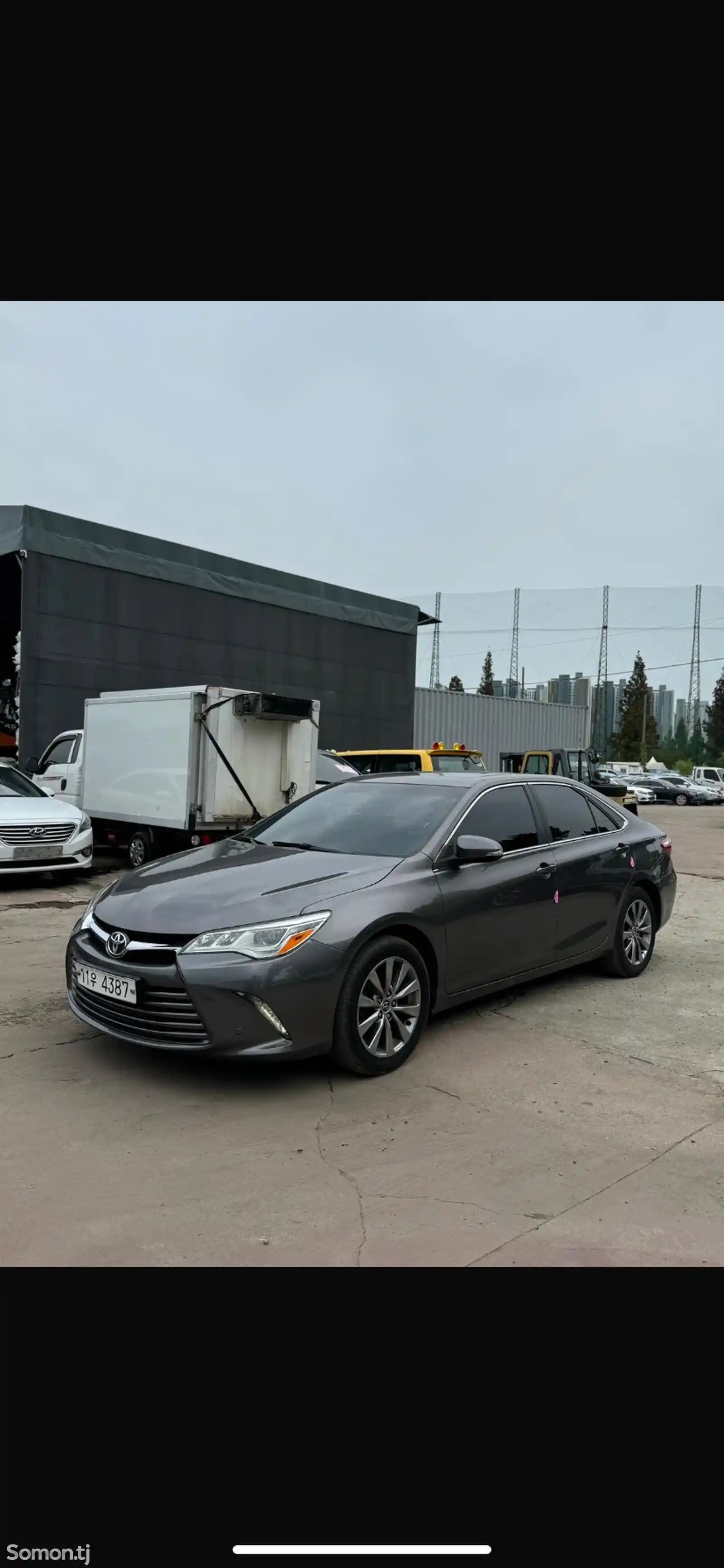 Toyota Camry, 2015-1