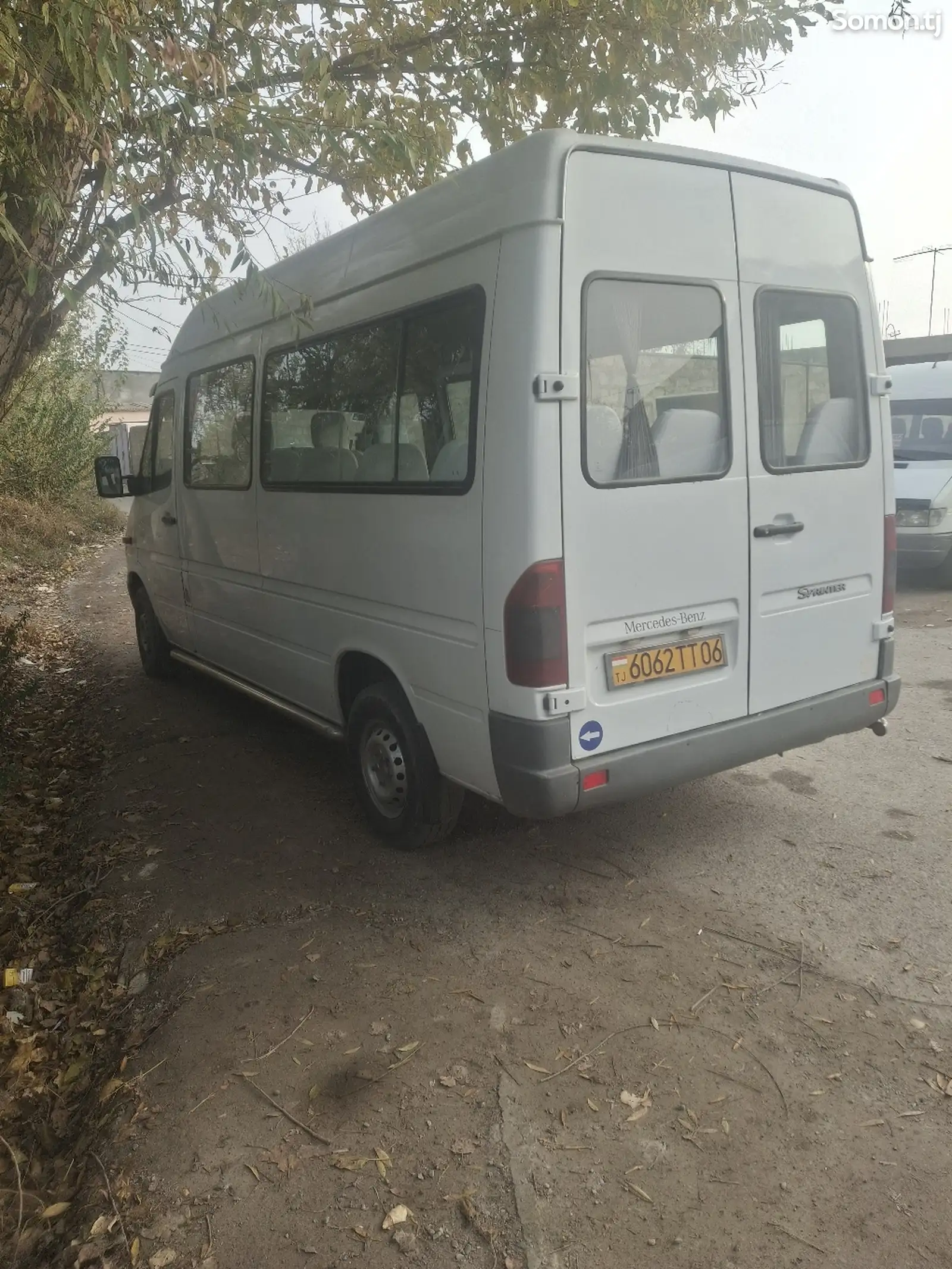 Микроавтобус Mercedes-Benz Sprinter, 2000-1