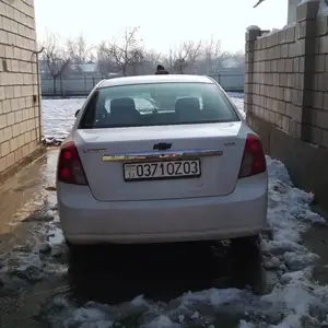 Chevrolet Lacetti, 2005