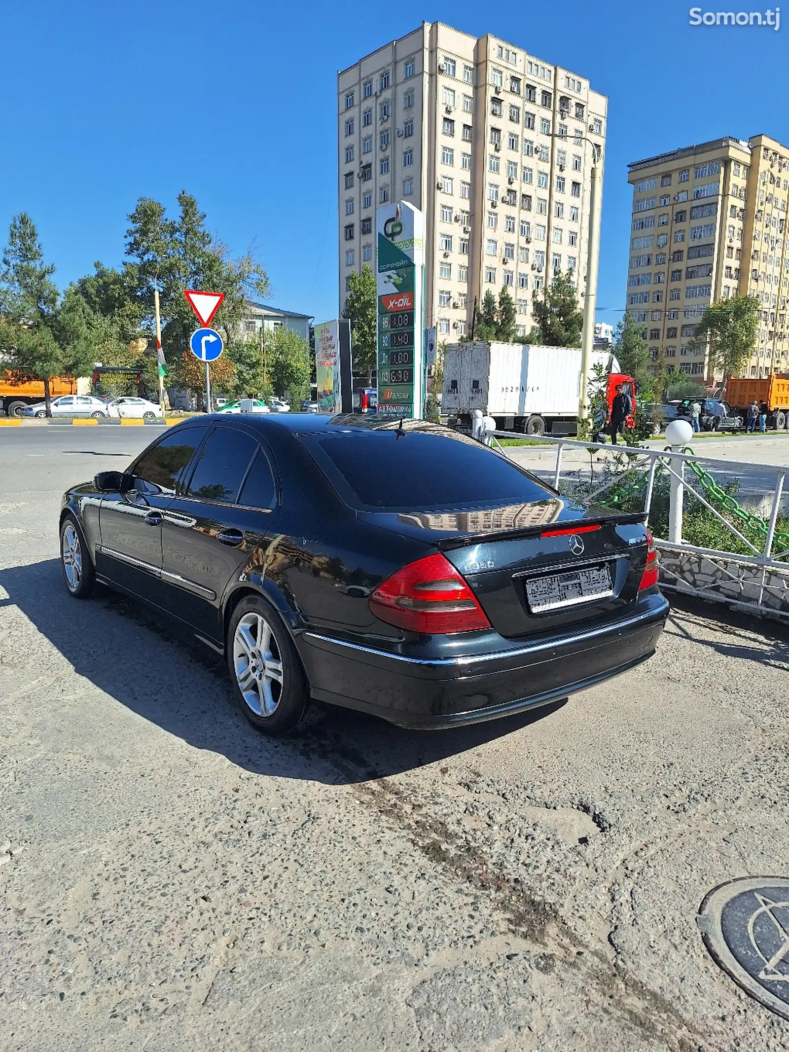 Mercedes-Benz E class, 2003-4