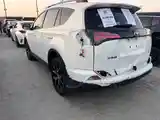 Toyota RAV 4, 2018-5