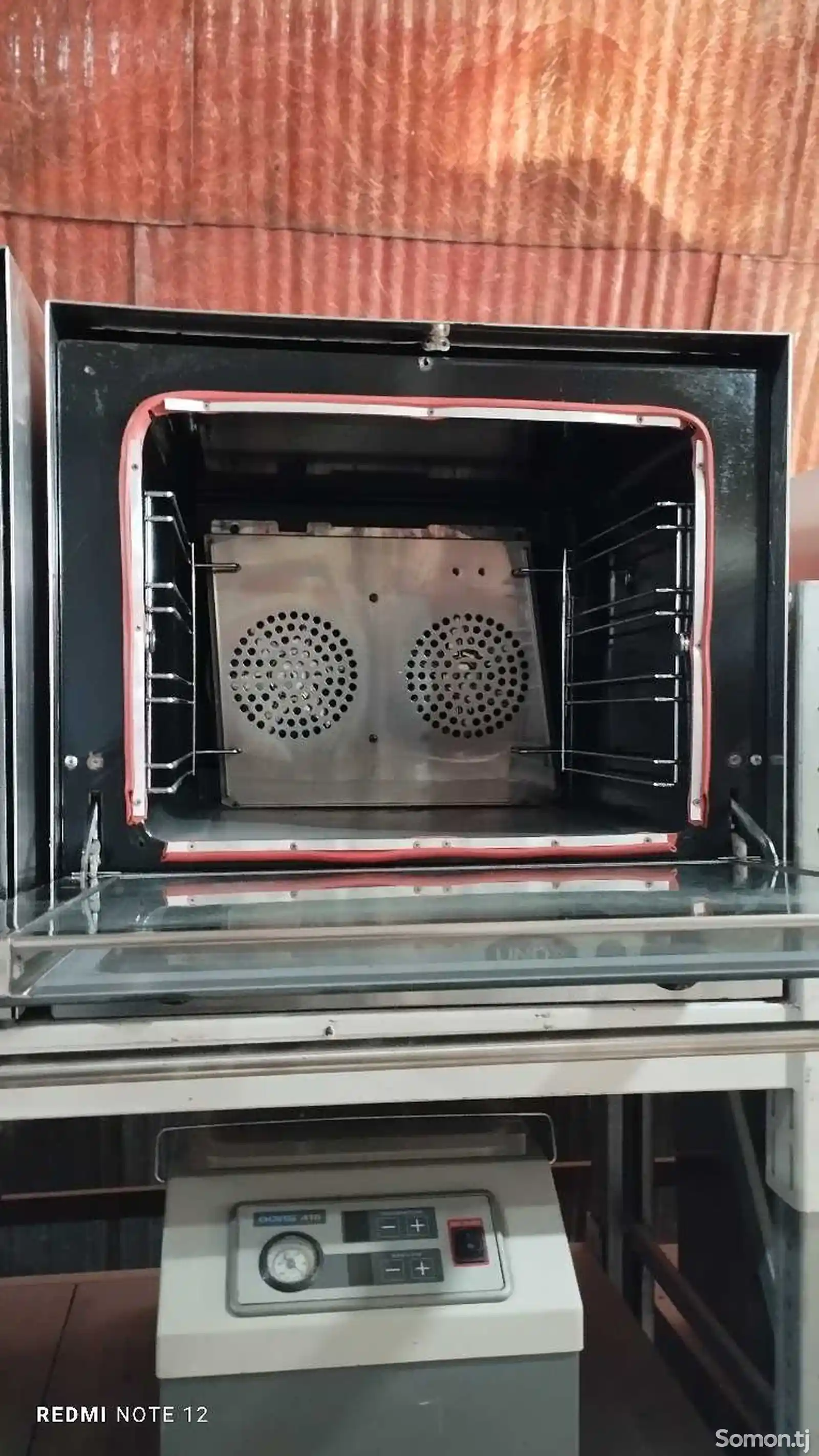 Конвекционная печь Unox XF030-TG-3