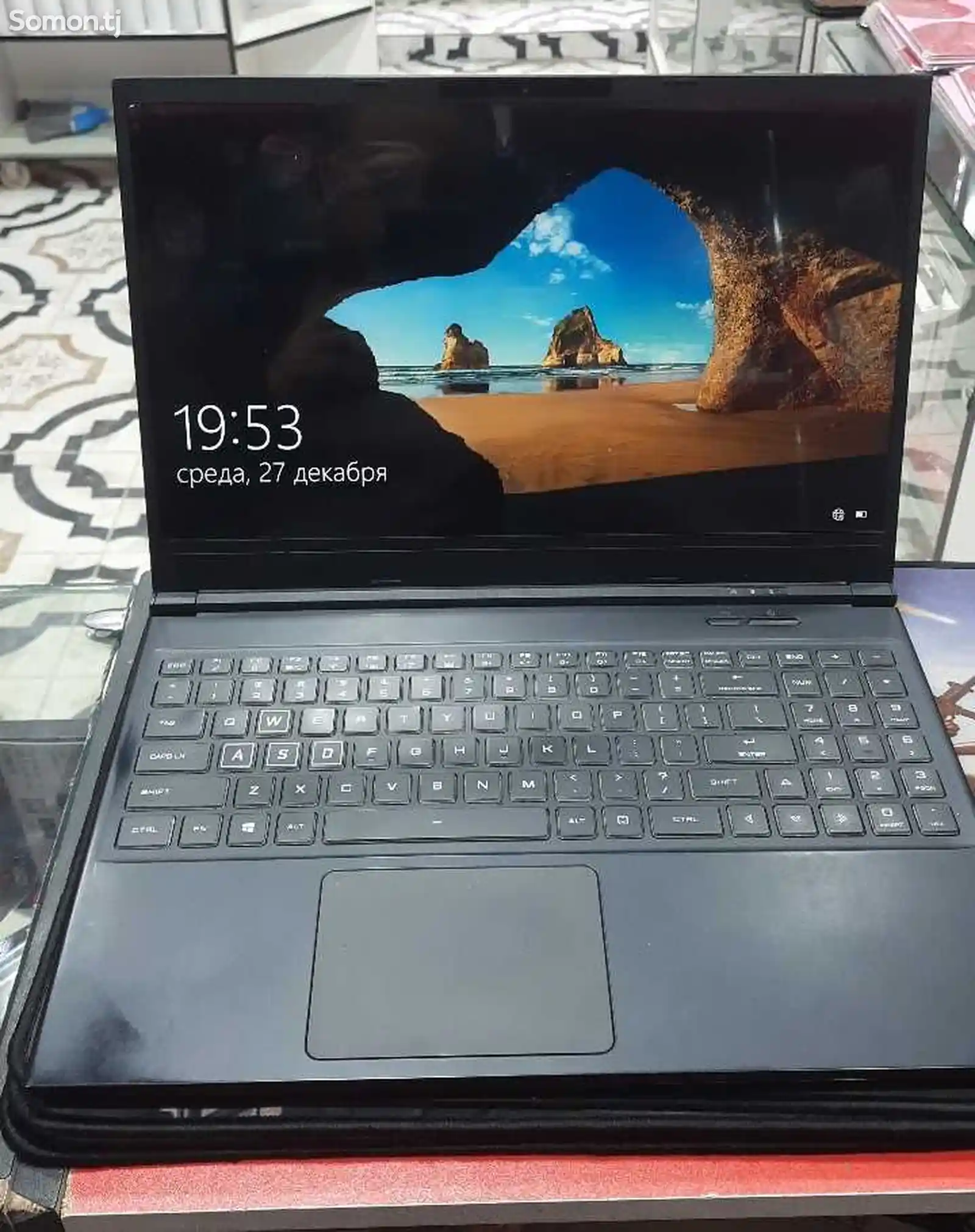 Ноутбук i5/10 ram16g GTX1650-4gb-1