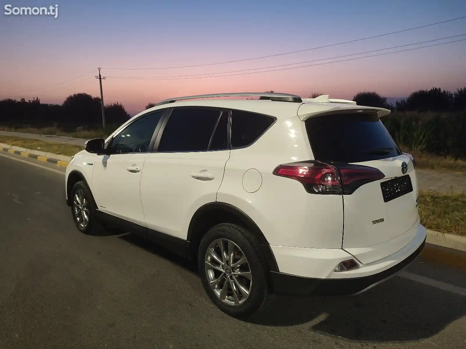 Toyota RAV 4, 2018-5