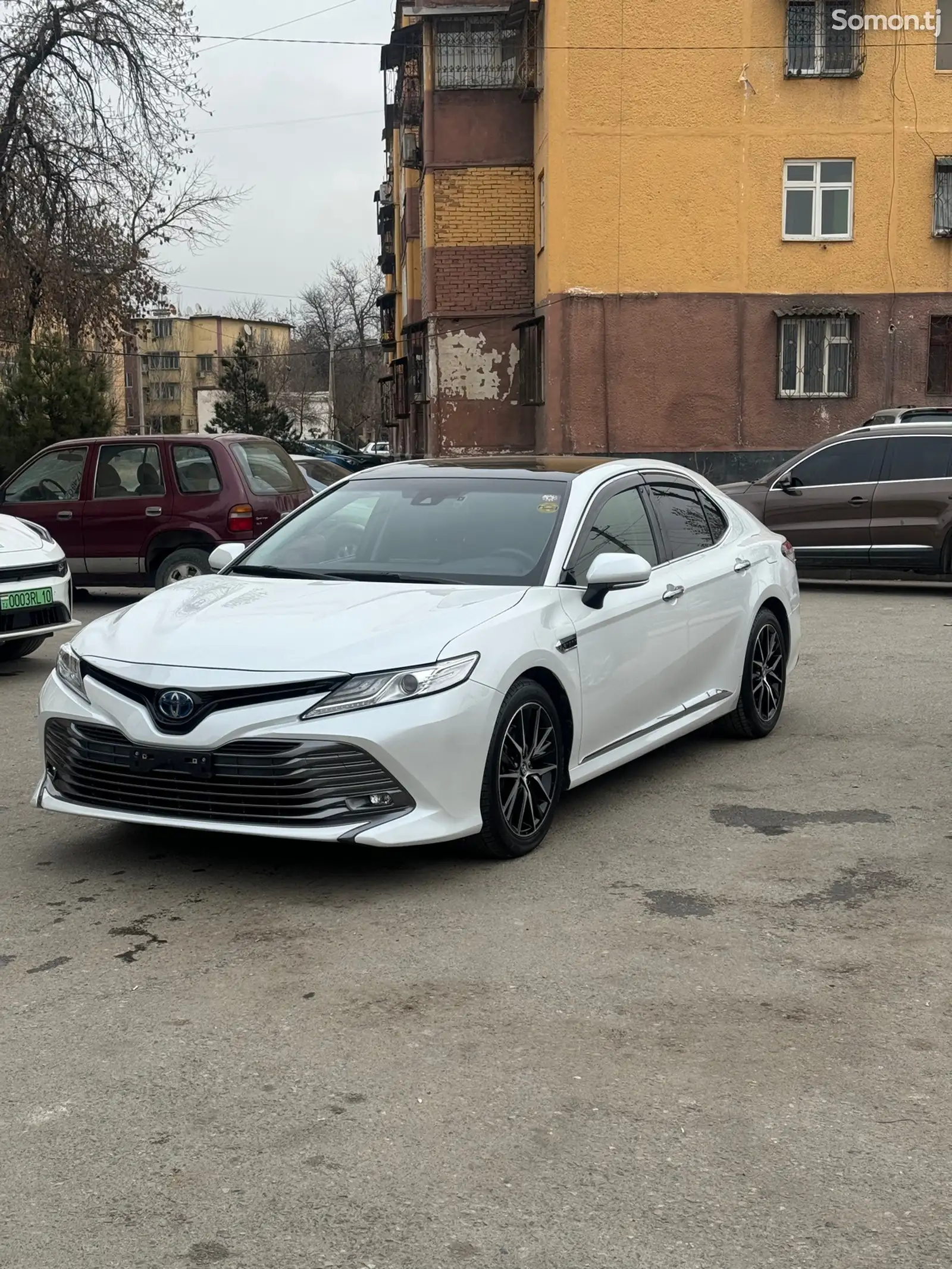 Toyota Camry, 2018-1