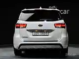 Kia Carnival, 2015-3