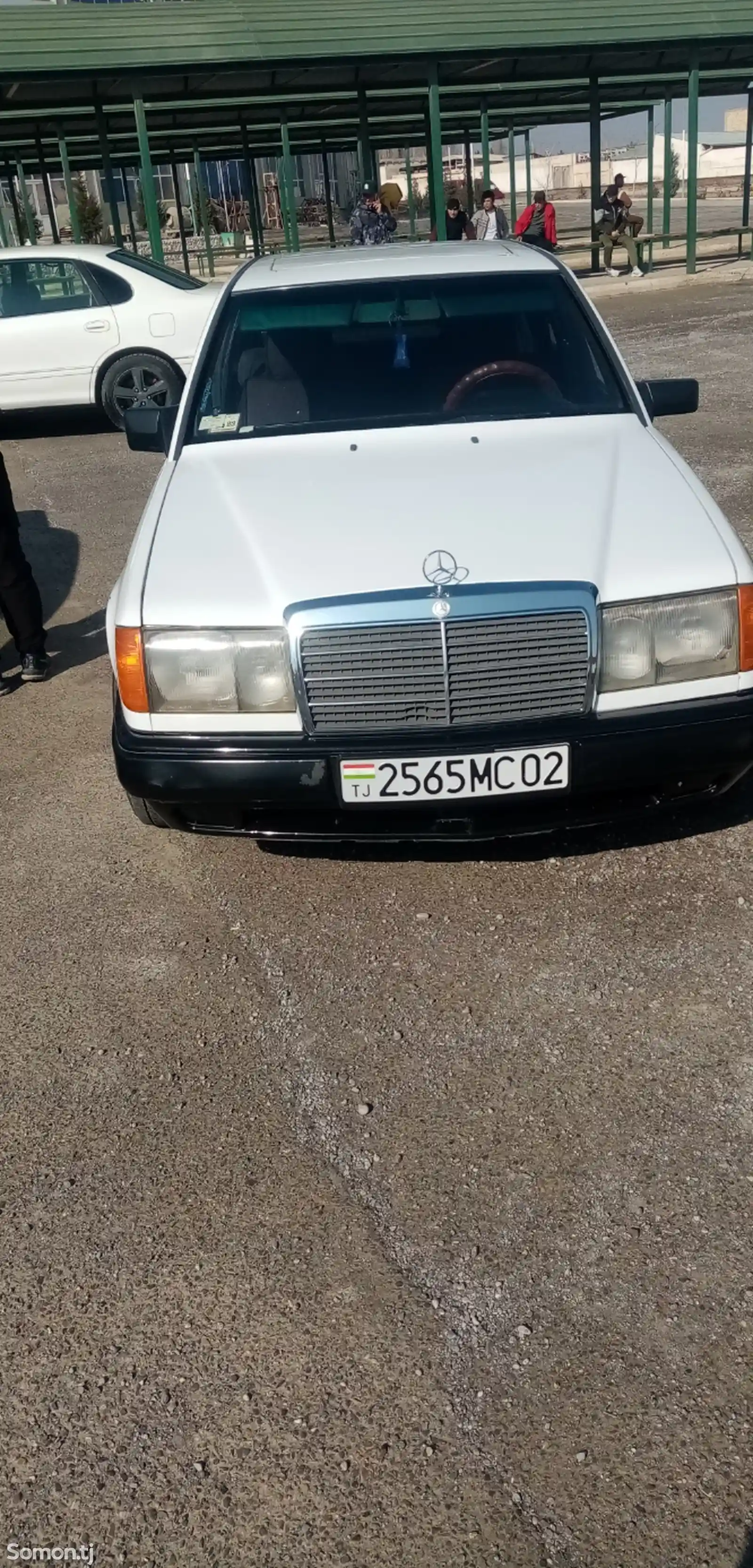 Mercedes-Benz W124, 1987-1