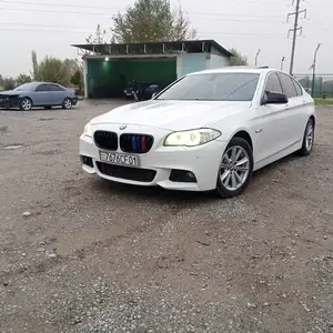 BMW 5 series, 2011