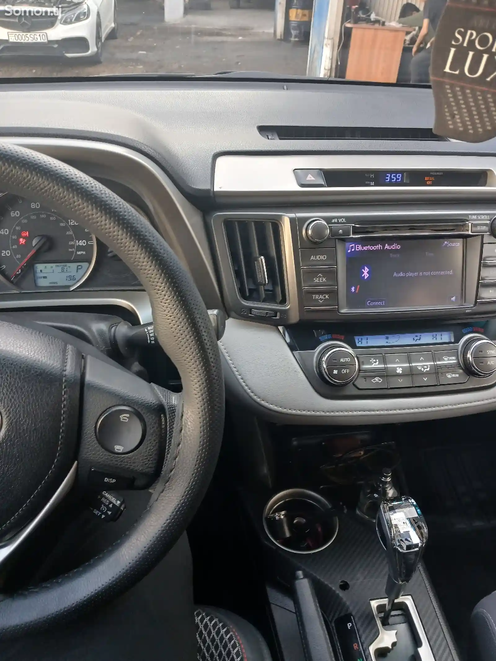 Toyota RAV 4, 2014-9