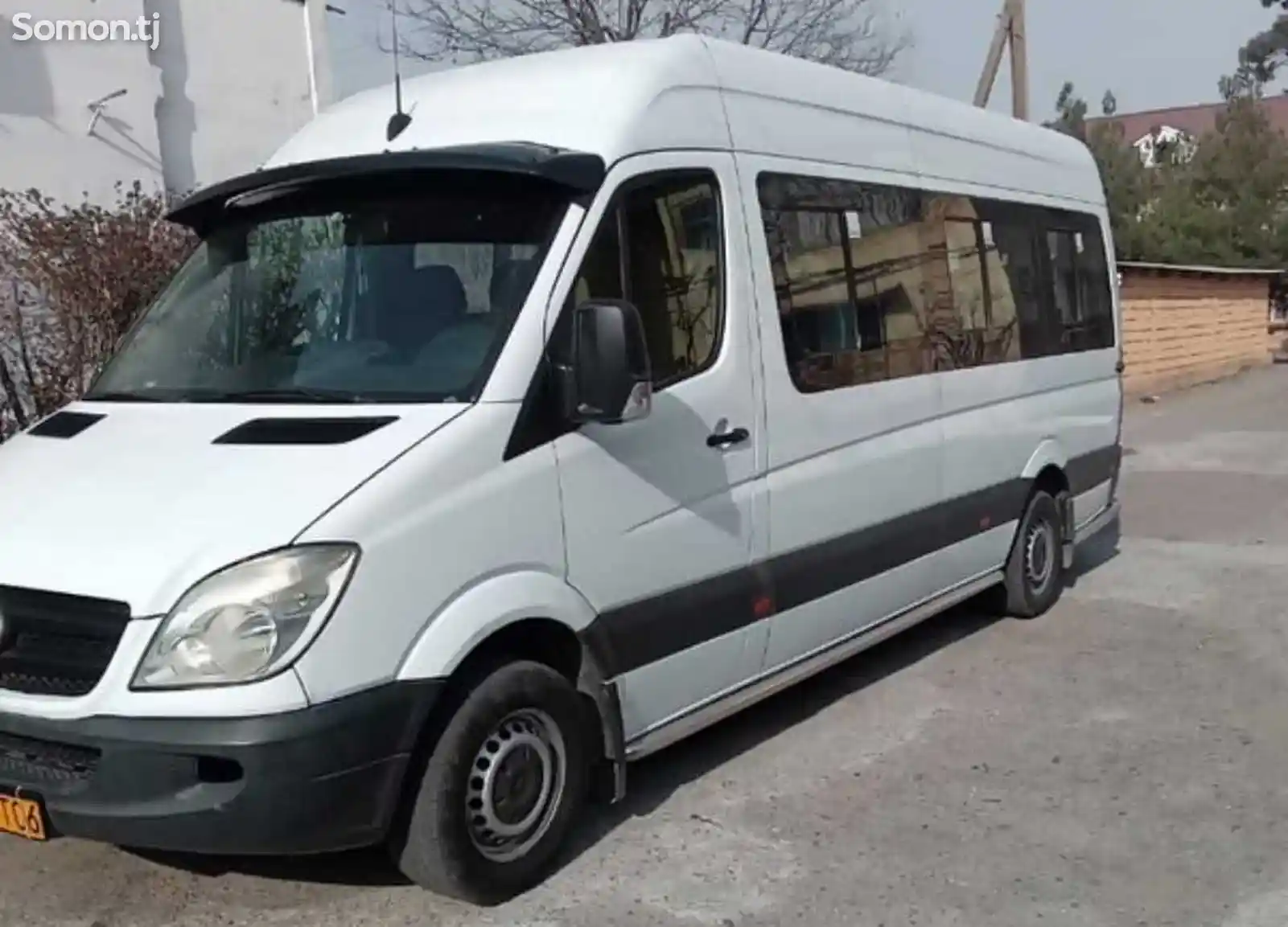 Стекло для Mercedes Benz Sprinter-2