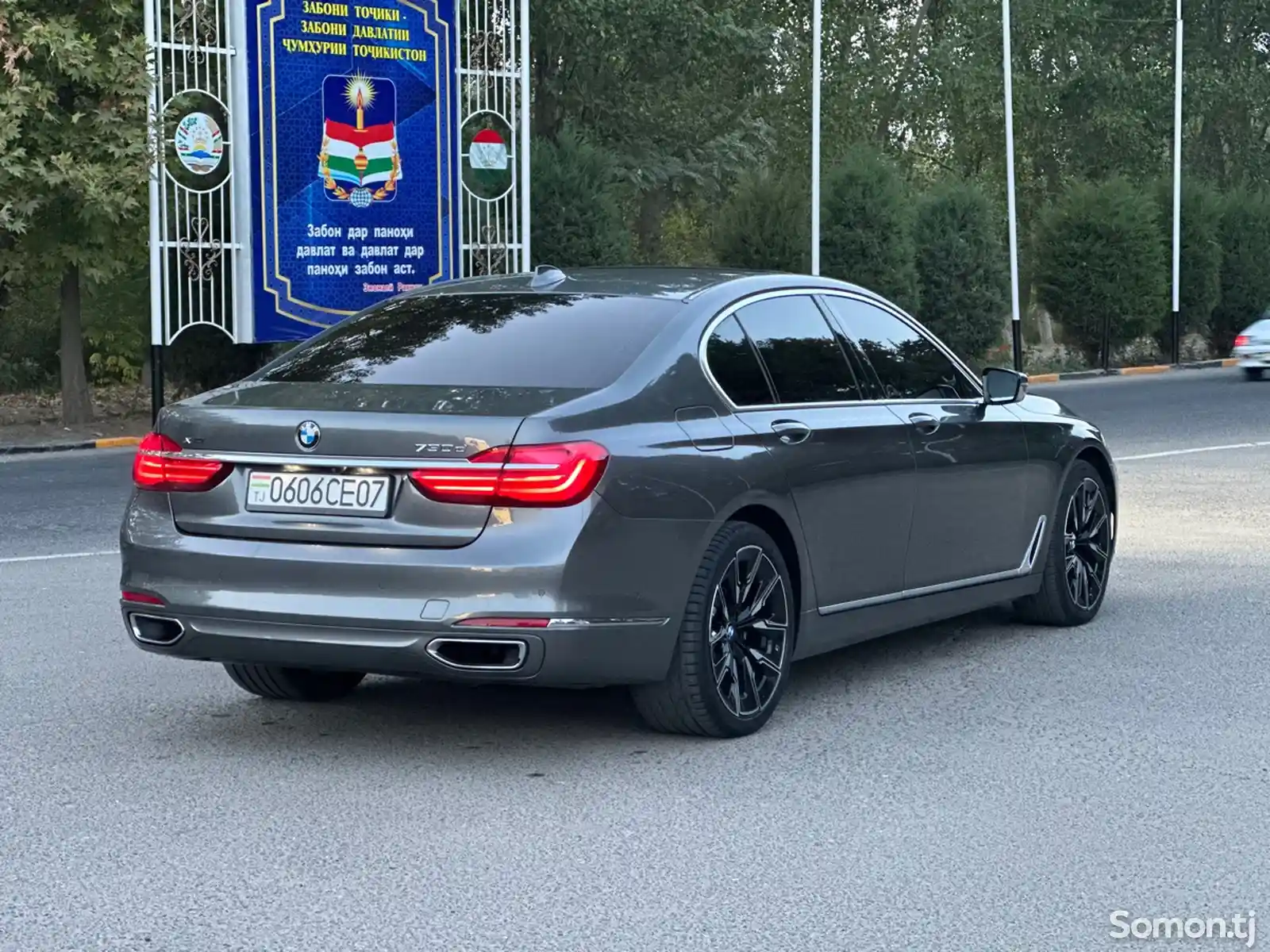 BMW 7 series, 2018-14