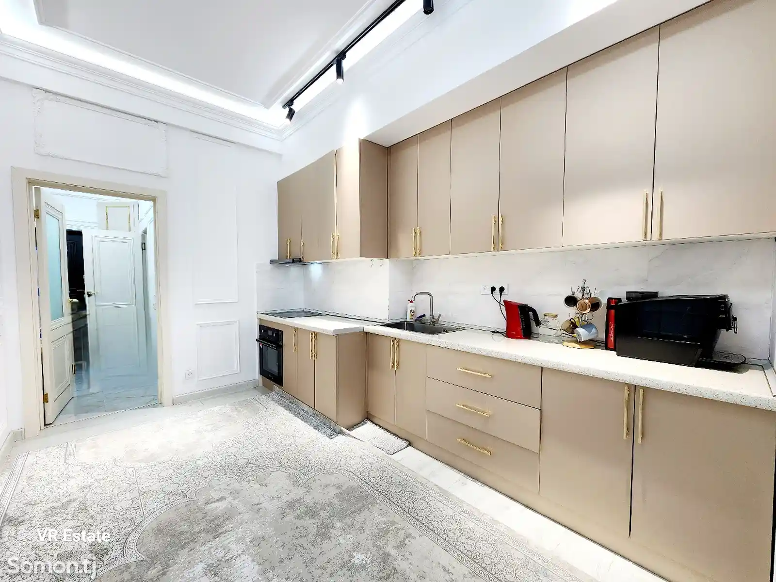 3-комн. квартира, 8 этаж, 65 м², Ашан-4