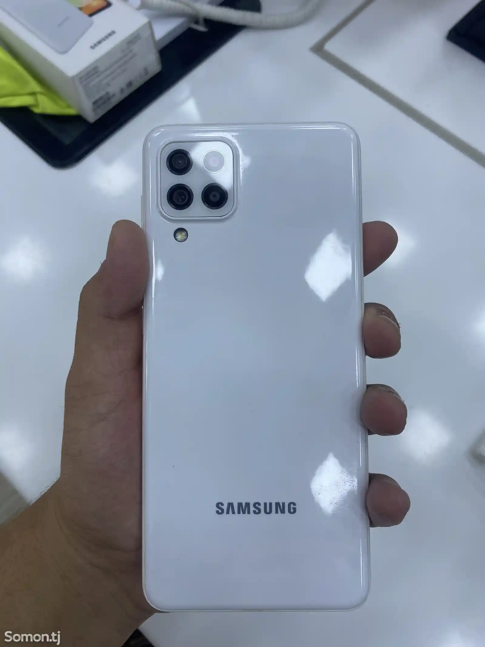 Samsung Galaxy A22-4