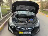 Hyundai Elantra, 2015-4