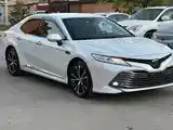 Toyota Camry, 2018-12