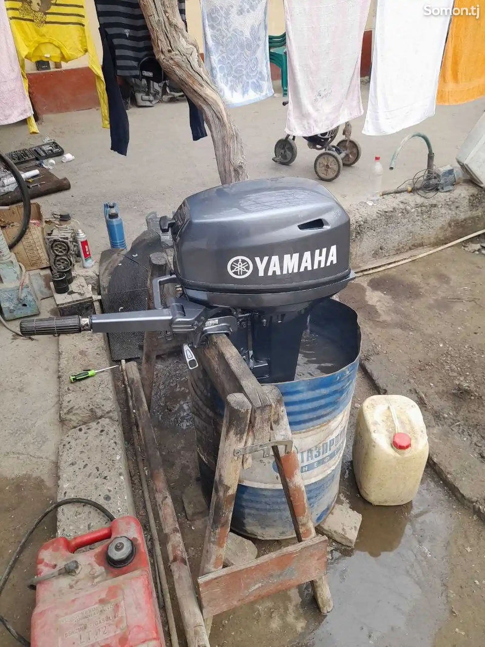 Лодочный мотор Yamaha 15