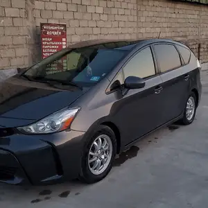 Toyota Prius, 2015