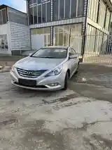 Hyundai Sonata, 2010-4