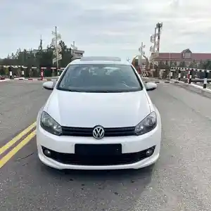 Volkswagen Golf, 2012