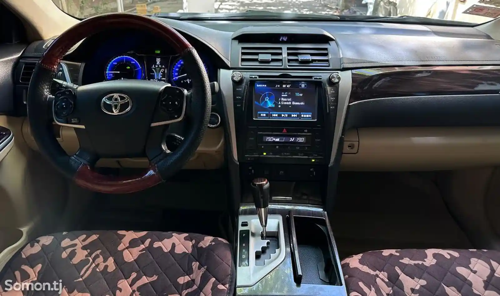 Toyota Camry, 2015-5