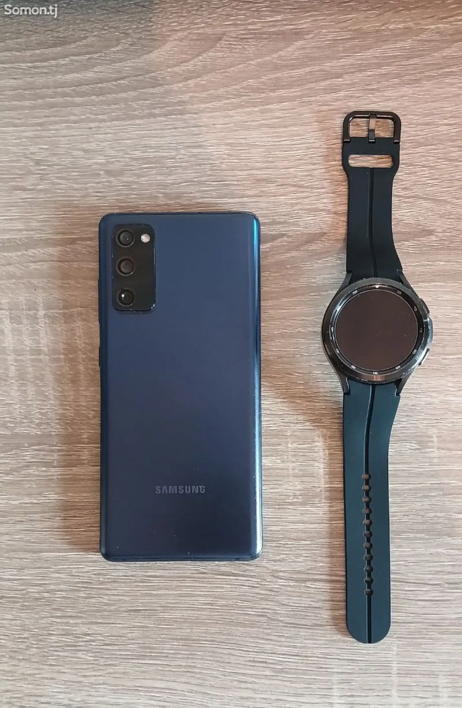 Samsung galaxy s20 Fe + galaxy watch 4 classic-1