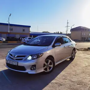 Toyota Corolla, 2012