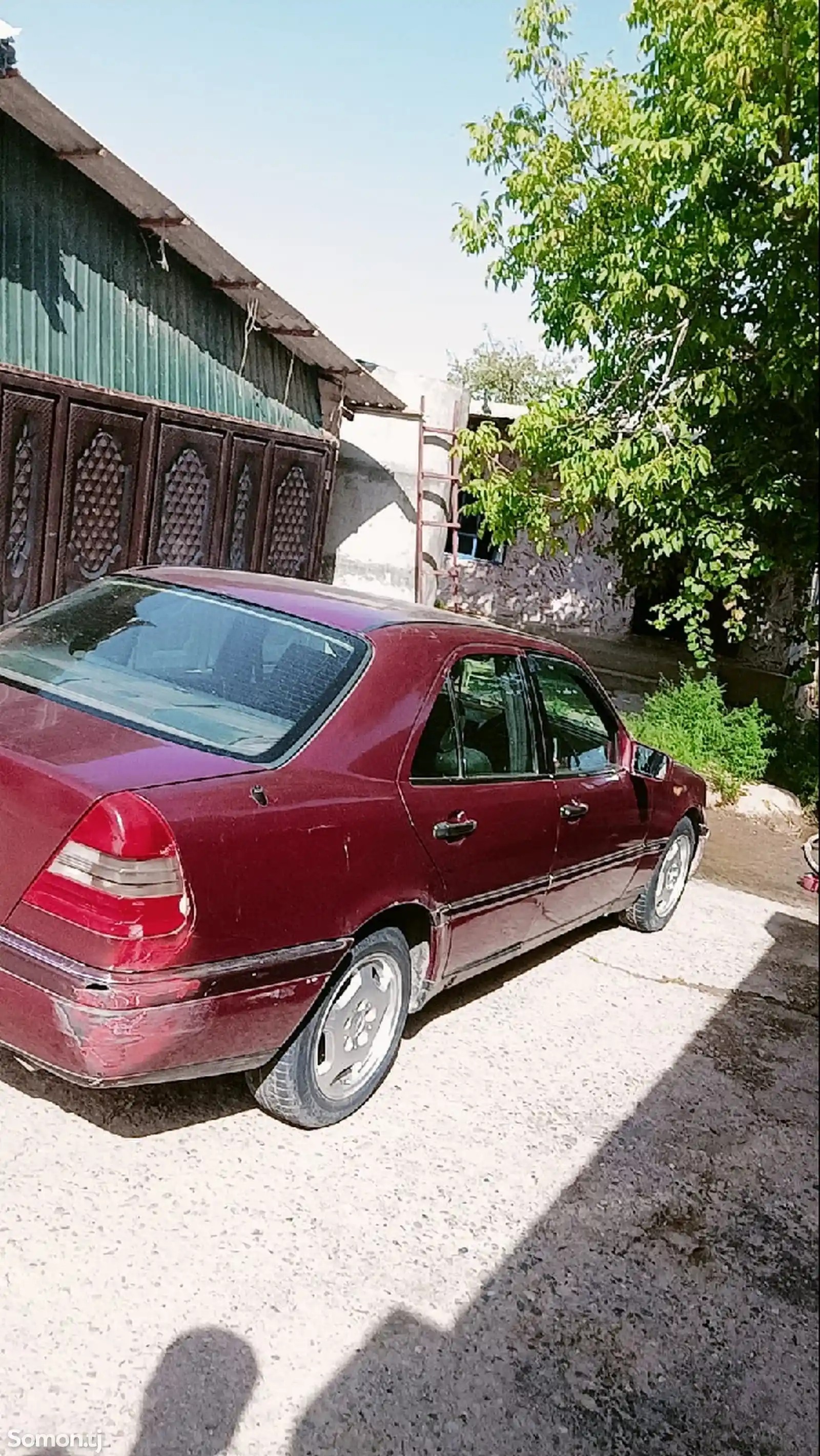 Mercedes-Benz E class, 1994-5