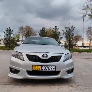 Toyota Camry, 2011