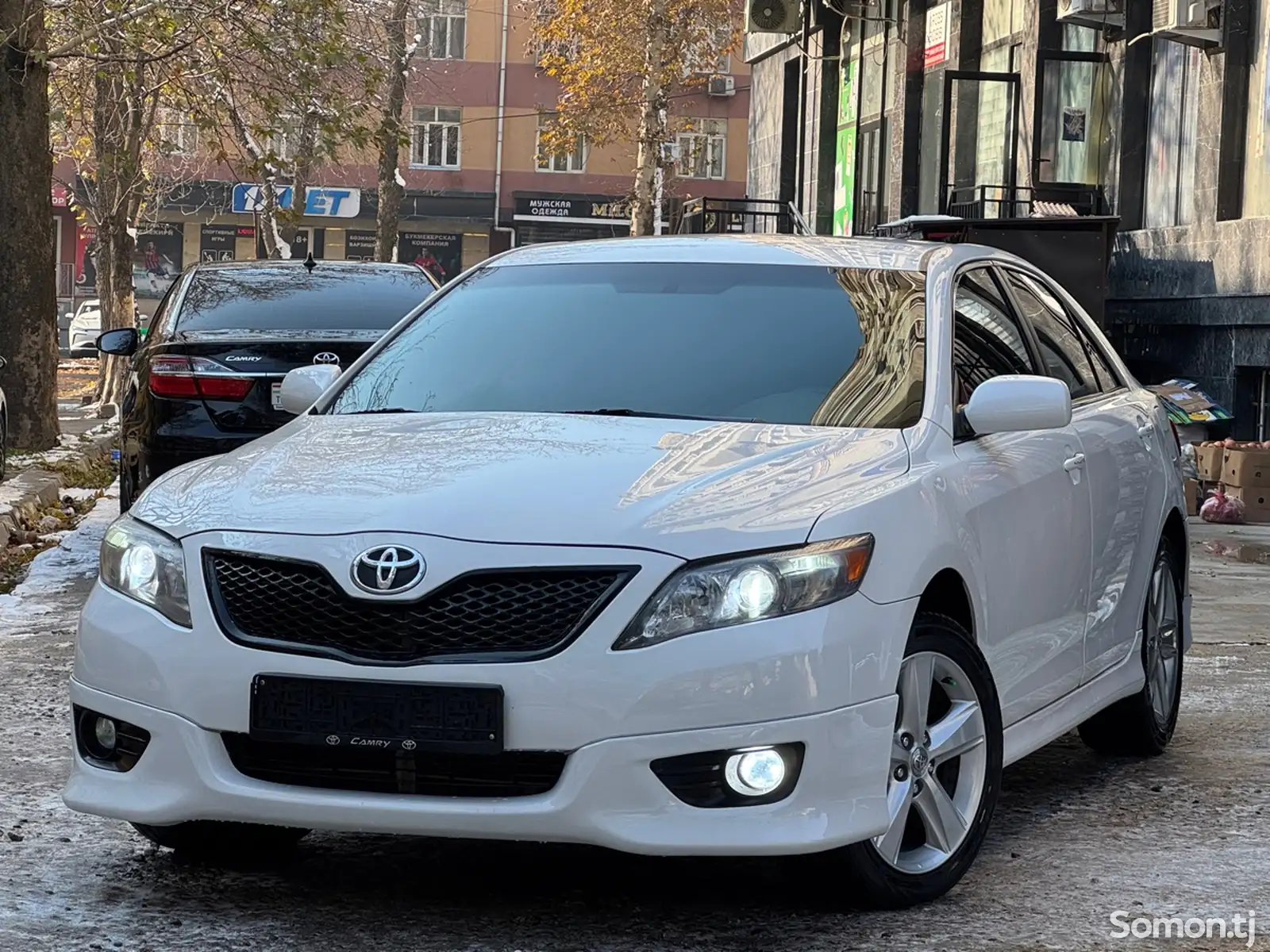 Toyota Camry, 2010-1