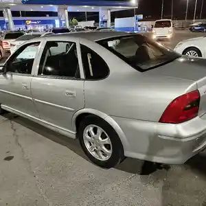 Opel Vectra B, 2001