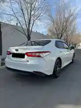 Toyota Camry, 2018-5