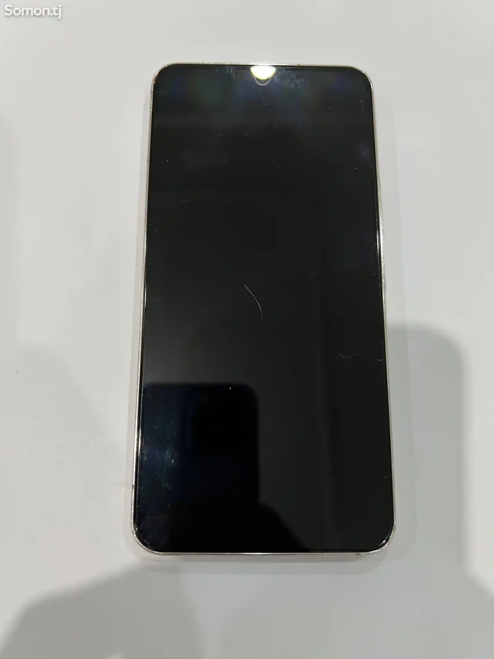 Samsung Galaxy S 22-2